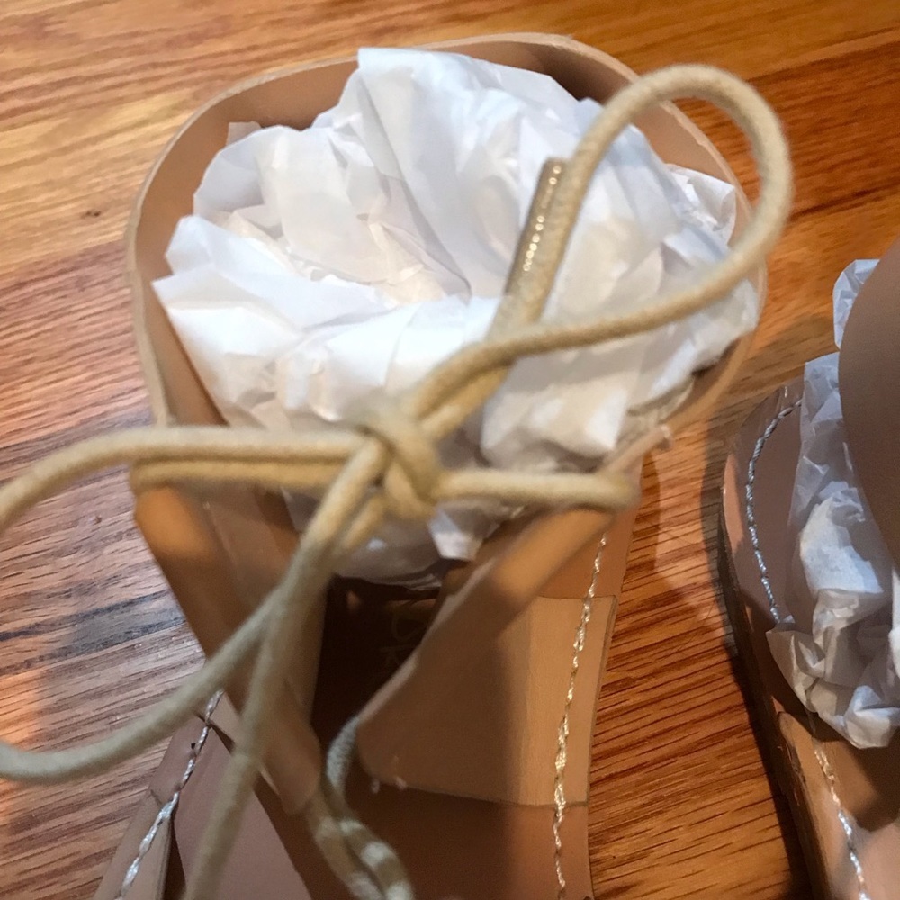 ▪️Dirty Laundry Sandals - Picture 7 of 11